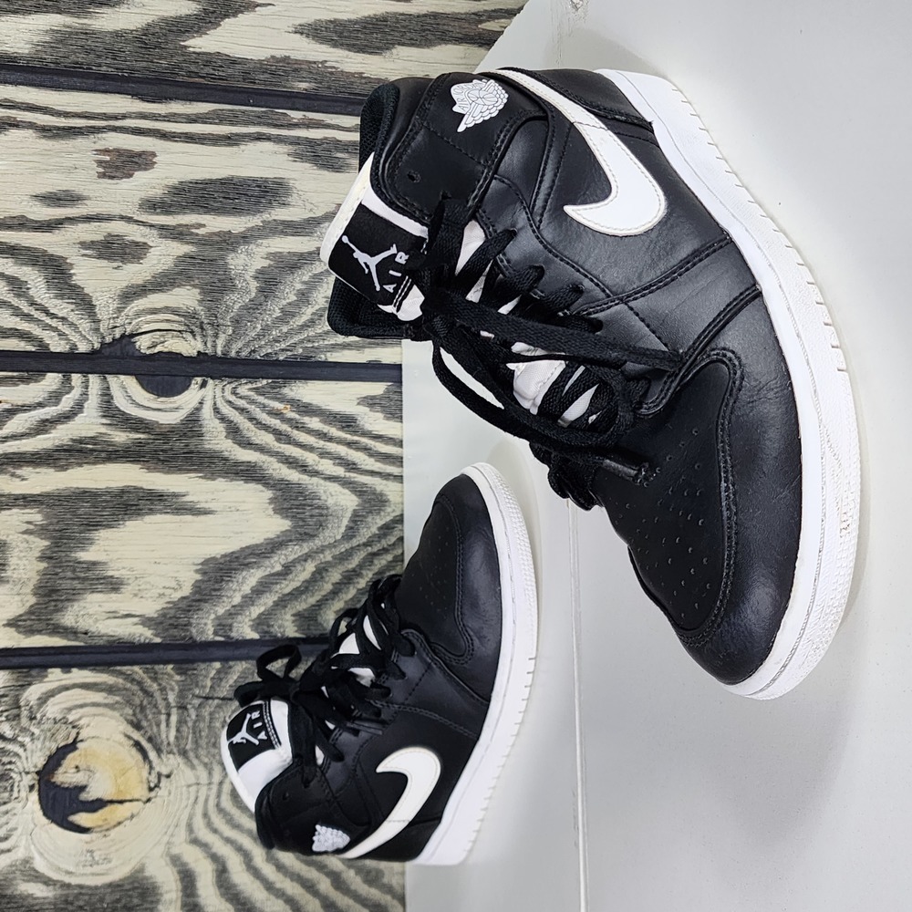 Jordan 1 Retro Premium Ying Yang Black Mens Size US 8 Athletic Shoes 554724 038 - Picture 12 of 12